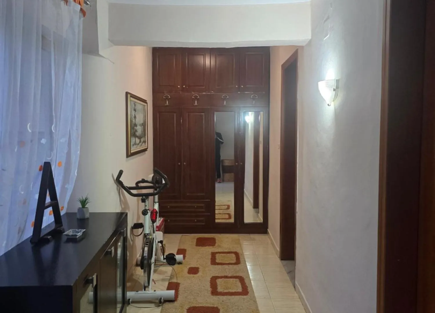 Joel House Tirana Daire